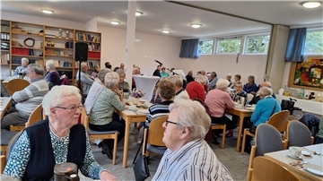 Rund 60 Personen nahmen am Gemeindefrühstück der Region "Stark wie Eine" im Kuhstedter Gemeindehaus teil.