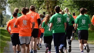Rund 90 Läuferinnen und Läufer gingen dieses Jahr beim Auzubi-Lauf der IHK an den Start.