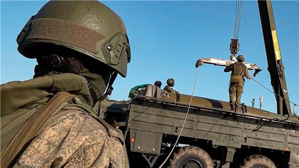 Forscher: Mehr Atomsprengköpfe einsatzbereit Russland ist neben den USA Atomwaffen-Spitzenreiter.