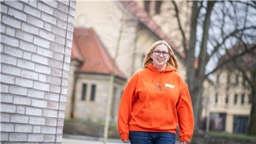 Sarah Weigel gehört zum neu gewählten Vorstand der evangelisch-lutherischen Dionysius-Gemeinde Bremerhaven-Lehe. Dort engagiert sie sich für die Zukunft der Kinder und Jugendlichen aus viele Kulturen.