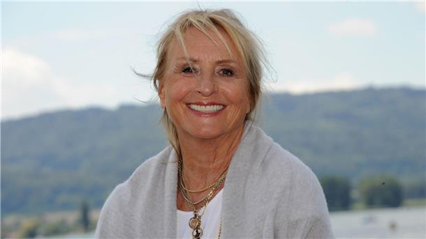 Langeweile gibt es bei Diana Körner nicht - TV-Star ist 80 Schauspielerin Diana Körner plant zu ihrem Geburtstag ein Fest mit langjährigen Freunden.