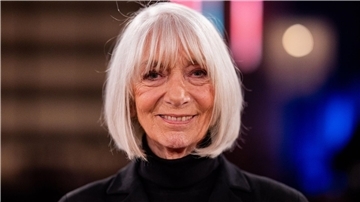 Schauspielerin Erika Pluhar im Januar 2024 in Köln.