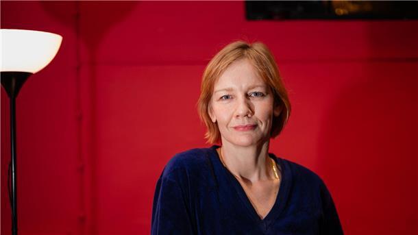 Sandra Hüller beim Filmfestival Max Ophüls Schauspielerin Sandra Hüller in einem kleinen Saarbrücker Programmkino.