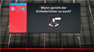 Schiedsrichter-Ansagen gibt es bald wohl in allen Stadien 