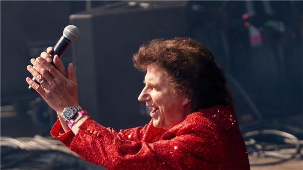 Olaf von den Flippers: Schlagermusik bei Rock am Ring Schlagersänger Olaf tritt als special guest auf der Hauptbühne von Rock am Ring auf.