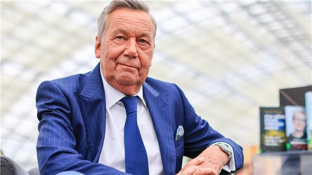 Schlagersänger Roland Kaiser steht seit 50 Jahren auf der Bühne.