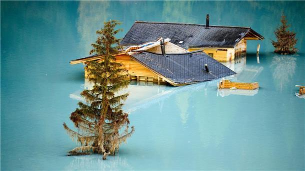 Nach Bergsturz: Erster Spatenstich für Neubau von Blatten Schon 2028 sollten erste Bewohner nach Blatten zurückziehen können.