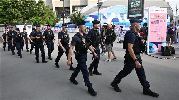 Nach Angriffen: Anspannung vor Israel-Gastspiel in Paris Schon bei Olympia legte Frankreich ein besonderes Augenmerk auf die Sicherheit des israelischen Teams. (Archivbild)