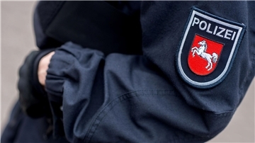 Sechs Polizisten wurden im Zusammenhang mit dem Chat aus dem Dienst genommen. (Archivbild)