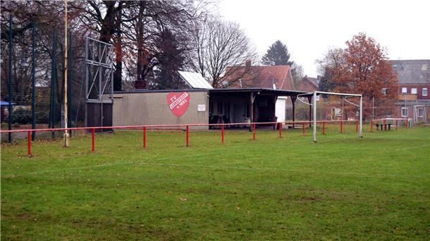Mehr Platz für Spiel, Spaß und Sport Ein Fußballplatz