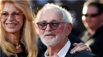 Seine Filme sind preisgekrönt - so wie er. 1999 wurde Norman Jewison bei der Oscar-Verleihung mit dem Irving G. Thalberg Award für seine Lebensleistung ausgezeichnet.