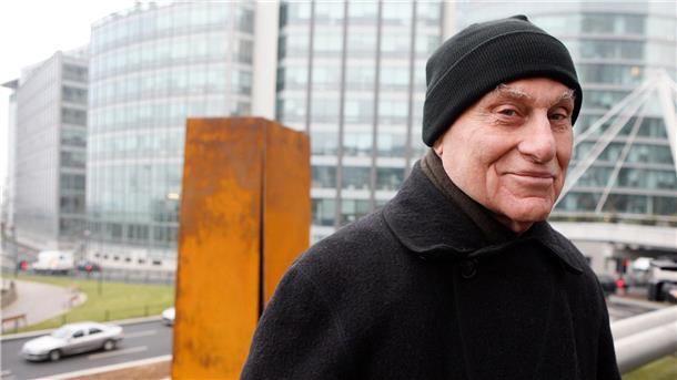 Der Meister des Stahls: US-Künstler Richard Serra gestorben Seinen Entwurf für das Holocaust-Mahnmal in Berlin zog Richard Serra im Streit wieder zurück.