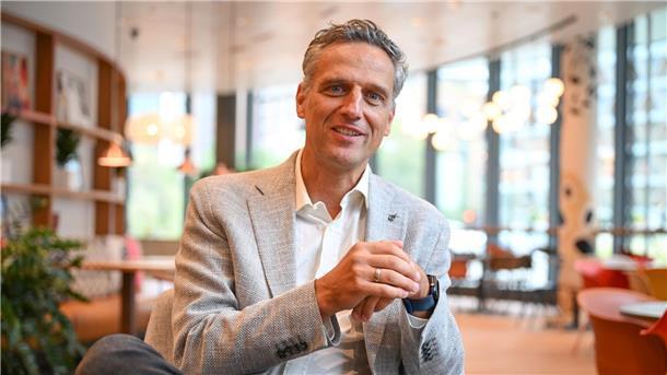 Amazon fährt Investitionen in Deutschland hoch Seit 20 Jahren bei Amazon und seit knapp vier Jahren sein Deutschlandchef: Manager Rocco Bräuniger.