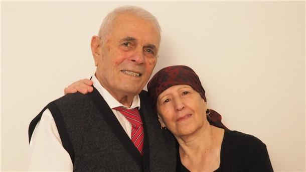 Seit 60 Jahren miteinander verheiratet: Fatma und Mehmet Akdeniz aus Bremerhaven. Am 1. Januar feiern die beiden ihre diamantene Hochzeit.