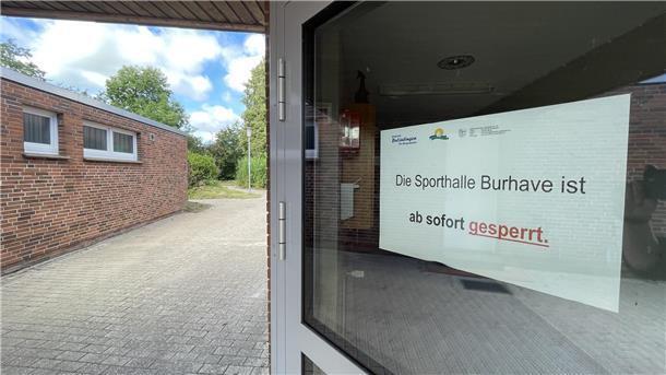 Streit um heruntergestürzte Lampen in Burhaver Sporthalle jetzt vor Gericht Sporthalle Burhave