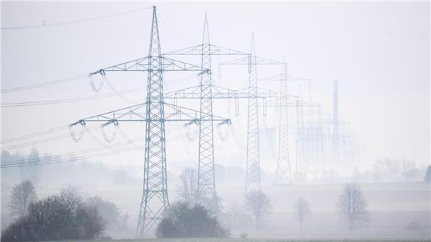 Kartellamt prüft Ermittlungen gegen Energieversorger Seit Ende 2022 ist laut Kartellamt eine deutlich vierstellige Zahl an Beschwerden von Bürgern zu den Energiepreisen eingegangen.