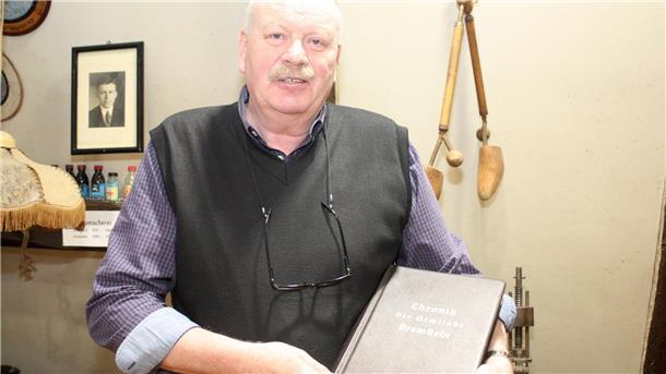 Seit fast 40 Jahren kümmert sich Jonni Käsehage um die Heimatgeschichte in Bramstedt.