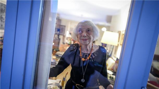 „Als ob es gestern wäre“: 80 Jahre nach Auschwitz Seit Jahren spricht Margot Friedländer unter anderem mit Schülern, um sie über den Holocaust zu informieren.
