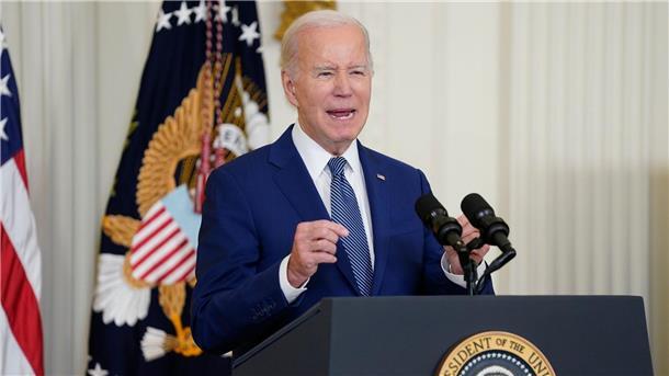 Seit Monaten lag Bidens Plan, Milliarden von US-Dollar an Studentenkrediten zu erlassen, auf Eis. Untere Gerichte hatten ihn nach Klagen blockiert.