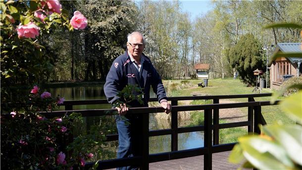 Seit über 40 Jahren betreibt Michael Fischer mit seiner Familie einen Forellenhof in Lintig. Wegen Corona sind Teiche für Angler gesperrt.