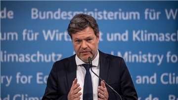 „Selbverständlich findet sehr viel der Umsetzung auf Länder- oder kommunaler Ebene statt“, sagte  Bundeswirtschaftsminister Robert Habeck.