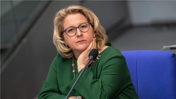 Schulze: Ohne Frauen würde kein Gesundheitssystem laufen Setzt auf eine feministische Entwicklungspolitik - auch im Gesundheitswesen: SPD-Ministerin Svenja Schulze.