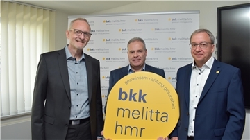 Sie freuen sich über die bevorstehende Fusion mit der BKK in Wiehl: Vorstand Rolf Kauke, der stellvertretende Vorstand Thomas Sielemann und der Nordenhamer Geschäftsstellenleiter Holger Kuhlmann (von links). 