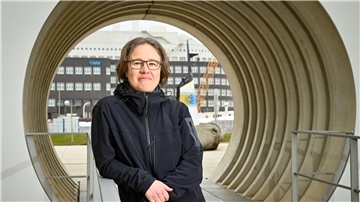 Sie hat für das Alfred-Wegener-Institut die Eissituation an der Neumayer-Station in der Antarktis im Blick: Dr. Christine Wesche.