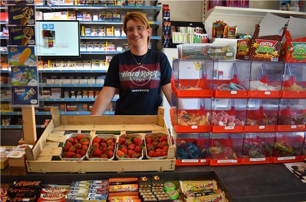 Sie kämpft um das Überleben ihres Geschäfts: Janina Schock, Inhaberin von "Kalli's Kiosk", einer Institution in Schiffdorf.