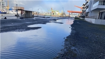 Blick auf den Neuen Hafen
