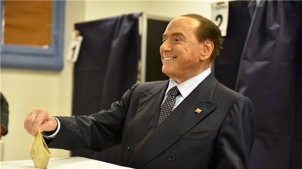 Silvio Berlusconi war in den vergangenen drei Jahrzehnten bereits viermal Regierungschef in Italien.