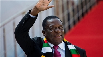 Simbabwes Präsident Emmerson Mnangagwa strebt eine zweite fünfjährige Amtszeit an.
