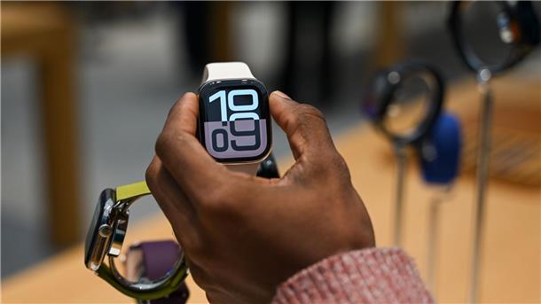 Gericht stoppt Werbung für Apple Watch wegen Greenwashing Sind Apples Armbandgeräte tatsächlich CO-2-neutral hergestellt?