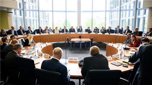 Sitzung des Innenausschusses im Deutschen Bundestag.