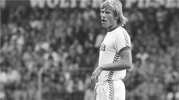 Werder trauert um „Bremer Beckenbauer“ Per Röntved So kennen ältere Werder-Fans den Dänen Per Röntved aus den 1970er Jahren. Der frühere Werder-Profi aus Dänemark ist mit 73 Jahren gestorben.