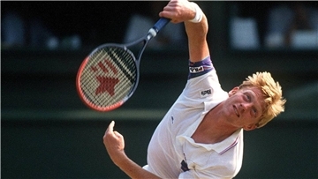 So liebten ihn die Deutschen: Bum-Bum-Boris schlägt in Wimbledon auf.