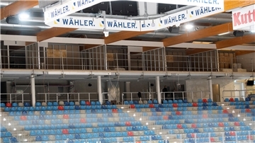 Im Bau befindliche VIP-Logen in der Bremerhavener Eisarena
