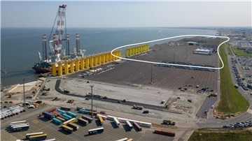 So soll der Cuxhavener Hafen in Zukunft aussehen. Weiß umrandet sind die neuen Liegeplätze.
