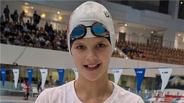 Schwimmerin Sofie Mayer aus Ovelgönne-Oldenbrok