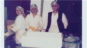 Sogenannte Gastarbeiterinnen bei der Firma Schottke (Frosta) in Bremerhaven.