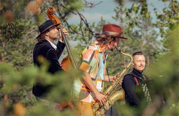 Sole Azul bringt finnischen Tango und Jazz nach Brake Die dreiköpfige Band Sole Azul