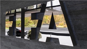 Sowohl im Männer- als auch im Frauenfußball wurden laut Weltverband FIFA in der abgelaufenen Transferperiode Rekorde aufgestellt.