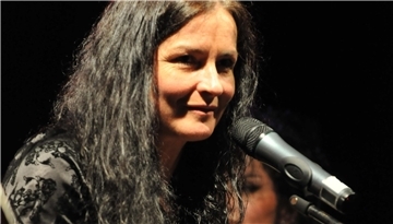 Spielt beim Sommerfest: Joanna Scott Douglas.