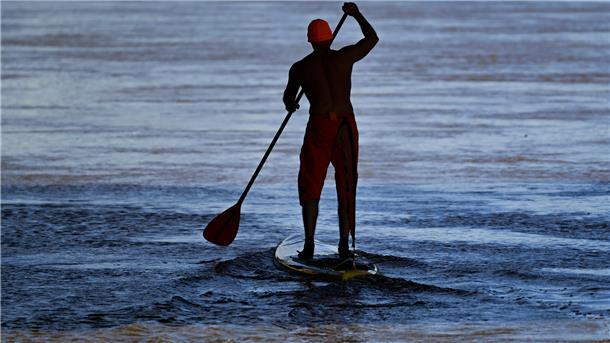 Stand-up-Paddling ist ein beliebter Wassersport geworden. Der SV Nordenham will Stand-up-Paddling ab Frühsommer kommenden Jahres im Seenpark I anbieten.