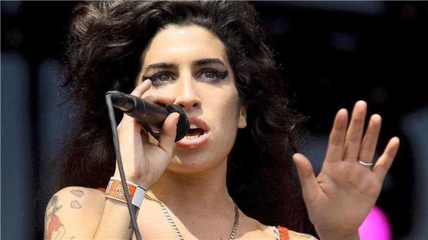 Starb mit nur 27 Jahren: Das Leben der britischen Sängerin Amy Winehouse wird verfilmt.