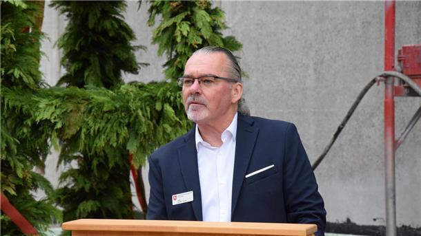 Warum in Seedorf eine gigantische Hallenschießanlage für Soldaten entsteht Stefan Müller, Leiter des Staatlichen Baumanagements Elbe-Weser.