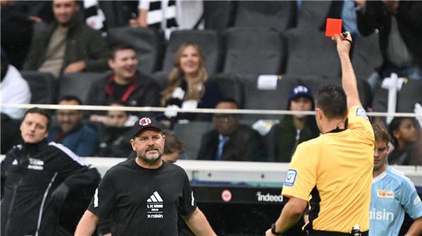 Ein Spiel und 15.000 Euro: DFB sperrt Union-Trainer Baumgart Steffen Baumgart sieht in einer hektischen Schlussphase Rot.