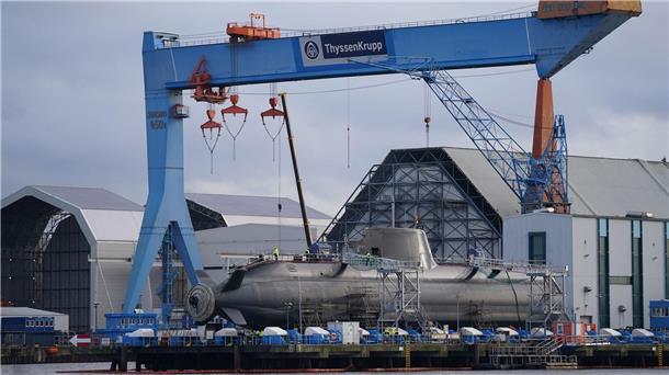 Kieler U-Boot-Bauer TKMS treibt Abspaltung voran Steigt der Bund beim Kieler U-Boot-Bauer TKMS ein? (Archivbild)