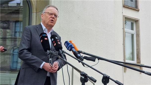 Flüchtlingskosten: Länder fordern deutlich mehr Geld Stephan Weil (SPD), Ministerpräsident von Niedersachsen.