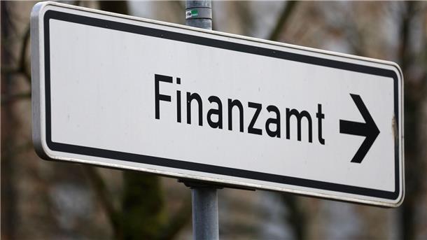 Steuern und Sozialabgaben sind auf einem Rekordniveau.